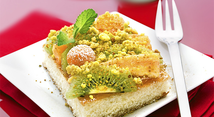 Exotischer Früchtekuchen mit Currystreusel